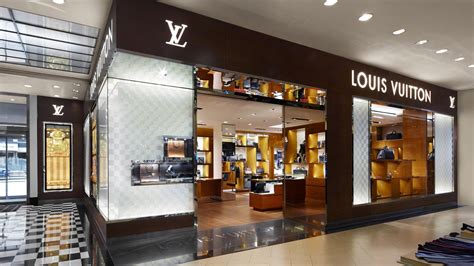 bloomingdale's louis vuitton wallet|louis vuitton handbags store locations.